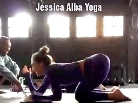 Jessica Alba Yoga - Time Lapse