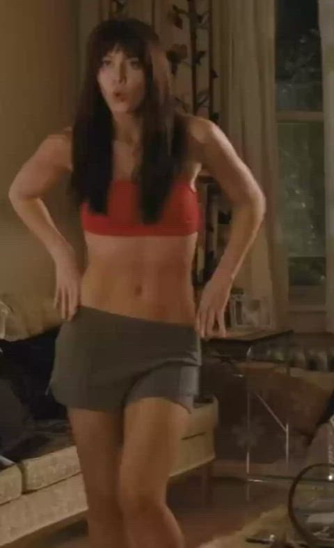 belly button celebrity mary elizabeth winstead clip