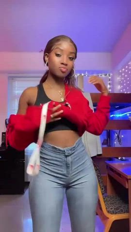19 years old amateur ass dancing ebony girlfriend homemade jiggling clip