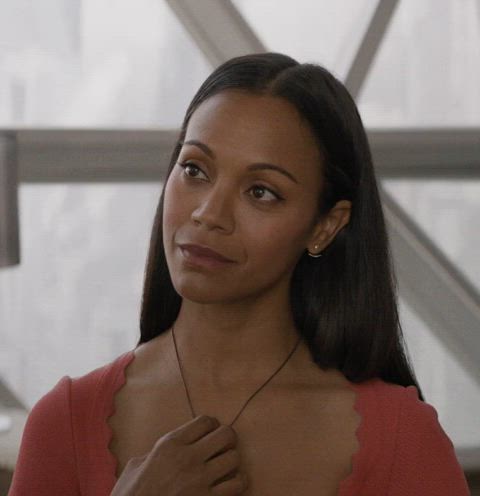 celebrity female zoe saldana clip