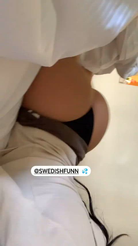 swedish irish bubble butt fake ass ass shaking twerking clip