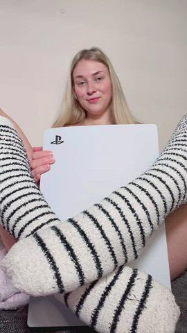 It’s always "my pussy OR Ps5” but never “my pussy AND Ps5”
