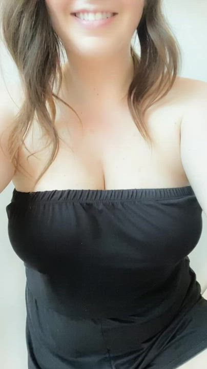 Will you drop by tonight and play with my tits? 😇