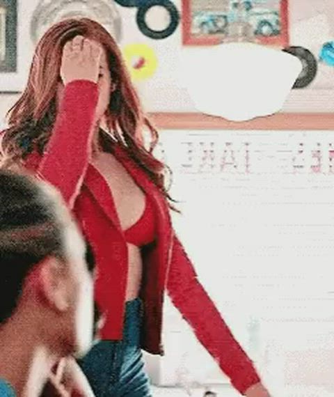 cleavage madelaine petsch redhead clip