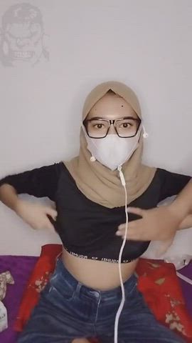 Hot hijabi girl full video in the comment