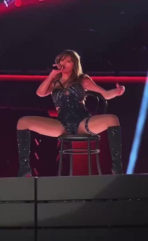 celebrity legs taylor swift clip