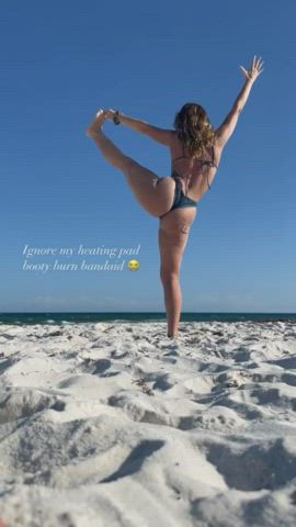 Bikini MILF Yoga clip