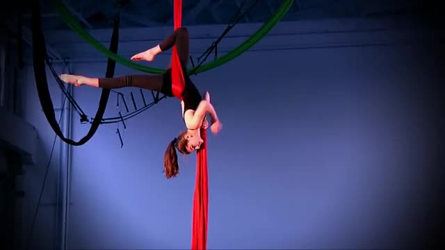 15 year old aerial dancer and choreographer