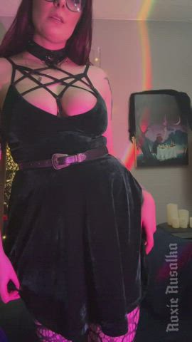 fishnet glasses goth tall tease clip