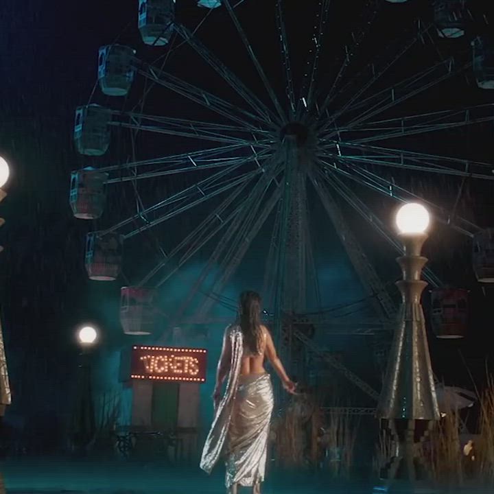 Bollywood Boobs Bouncing Tits Dancing Hair Katrina Kaif Seduction Wet clip