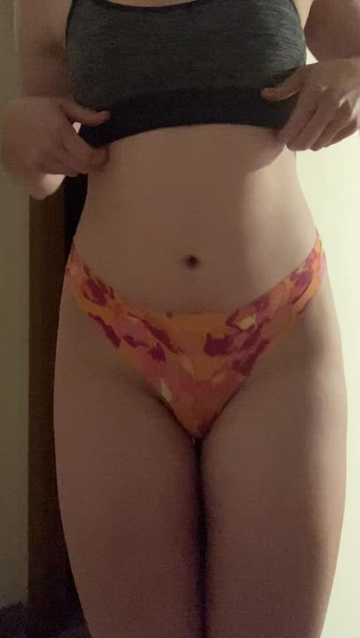 A good tease is what everyone needs ((f)rist time posting a gif!)