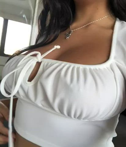 amateur big tits boobs brunette homemade huge tits latina natural tits teen tits