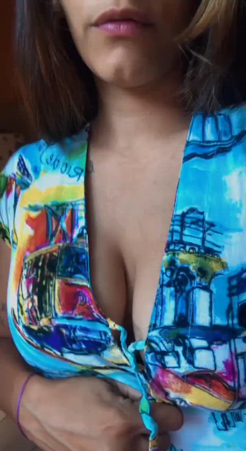 big tits massage onlyfans pretty tits vintage amateur-girls just-boobs clip