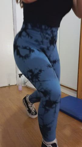 ass gym leggings legs clip