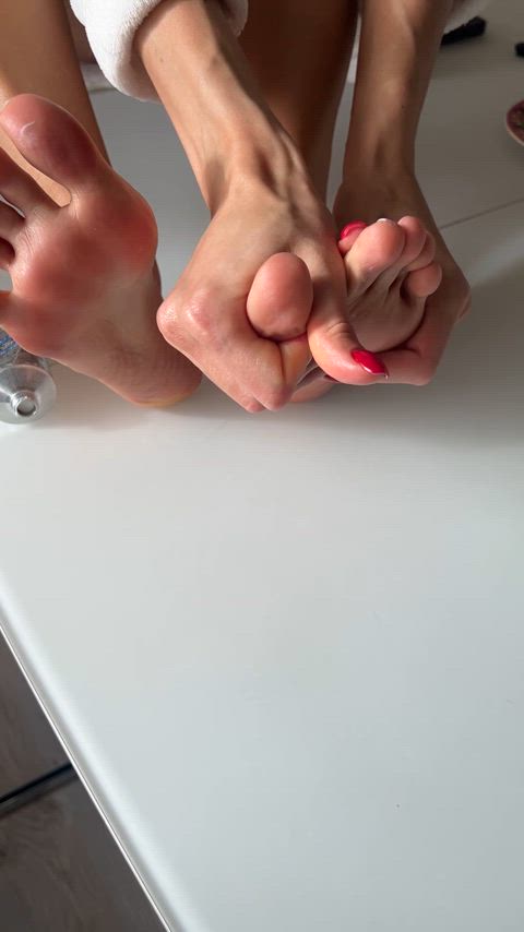 amateur cute feet feet fetish foot worship onlyfans petite soles teen toes feet-heaven