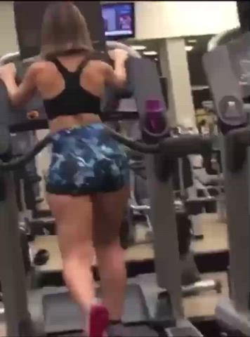 ass clapping big ass bouncing candid gym hidden camera jiggling voyeur clip