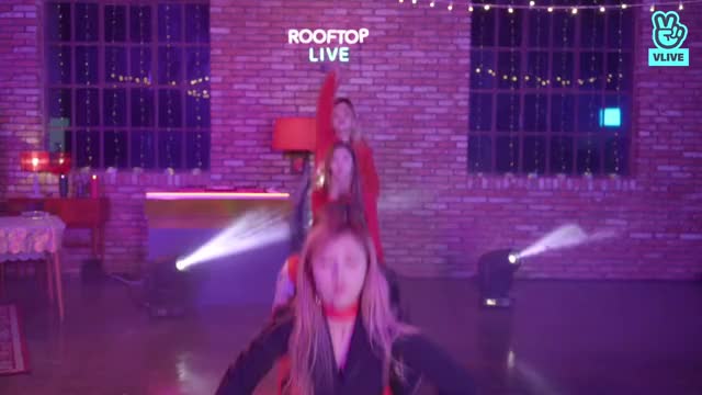 V LIVE - DREAMCATCHER X Rooftop Live - 드림캐쳐의 루프탑라이브! 31