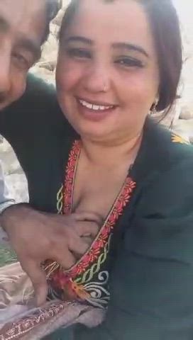 🔥🥰Chubby Bhabhi having fun with her husband in outdoor [must watch] [link in