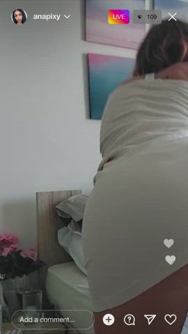 Asian Bubble Butt Creampie Squirting clip