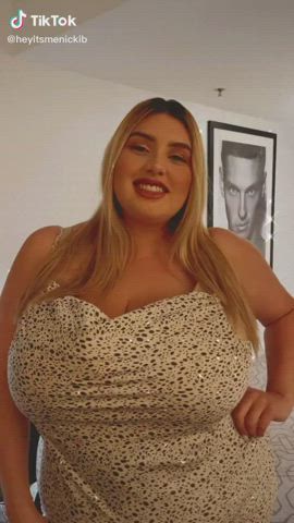 Big Tits Dress Huge Tits clip