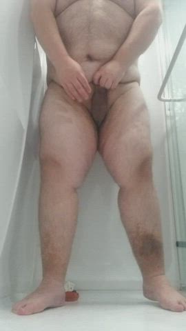 chubby shower piss