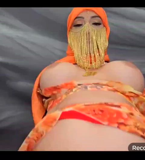 arab big tits boobs desi hijab muslim natural tits pov riding whore clip