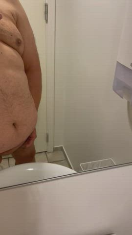 Chubby Male Masturbation Public Solo clip