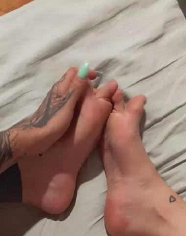 would you put my tiny toes in your mouth?