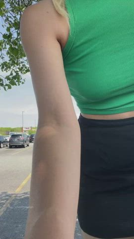 wanted to show you guys my outfit real quick 😋 [GIF]