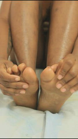 ebony feet fetish clip