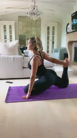 Bebe Rexha Yoga Pants
