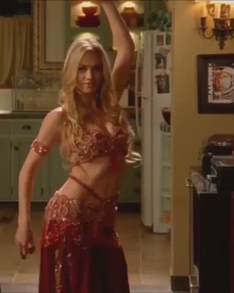 blonde celebrity dancing yvonne strahovski clip