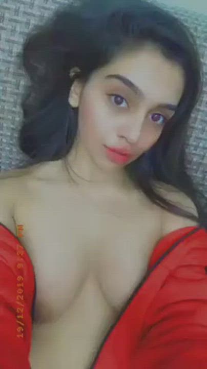 Sexy Tiktoker Can't Resist to Touch B00Bs &amp; Finger Her Pu$$y 3 Vids | Link