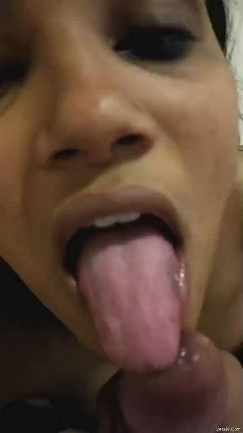 desi blowjob tongue fetish clip