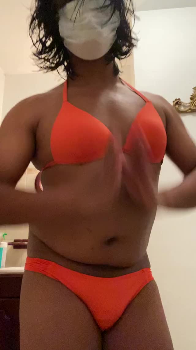 I can be your sexy Arabian/Indian belly dancing Princess