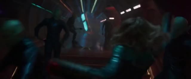 Captain Marvel vs Skrulls (HD)