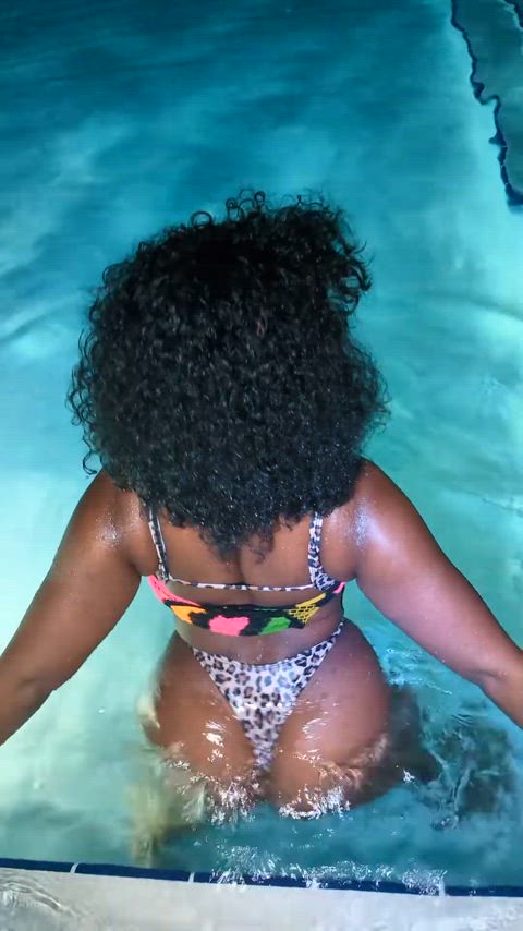 ass booty ebony pool solo tease twerking wet pussy thick-booty clip