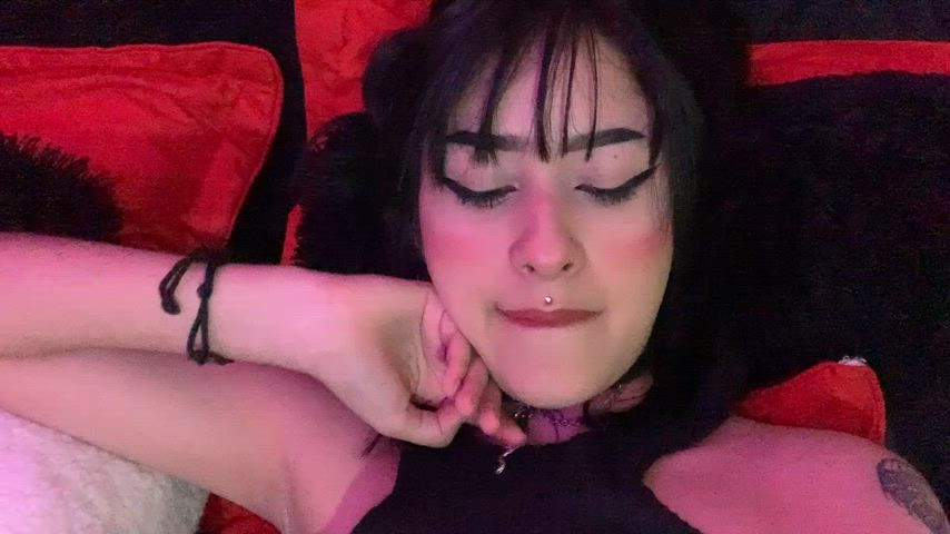 18 years old ass brunette cute emo horny nsfw onlyfans solo clip