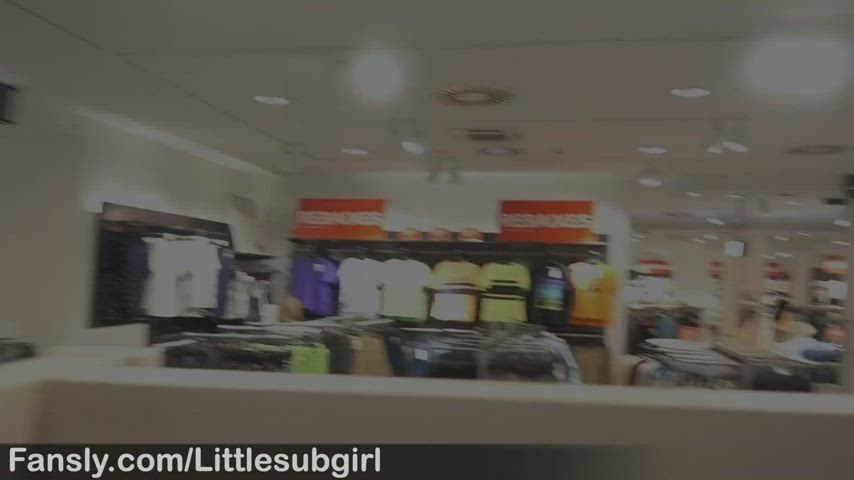 Get Busted by Store Employee! - [FULL VIDEO UNCENSORED] - 15:14 Minutes - is video