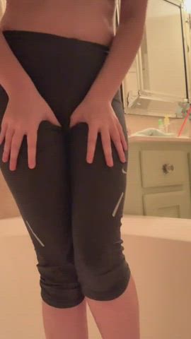 pee peeing solo teen clip