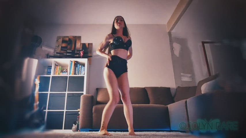 cute dancing energetic fake boobs fake tits muscular girl twerking clip
