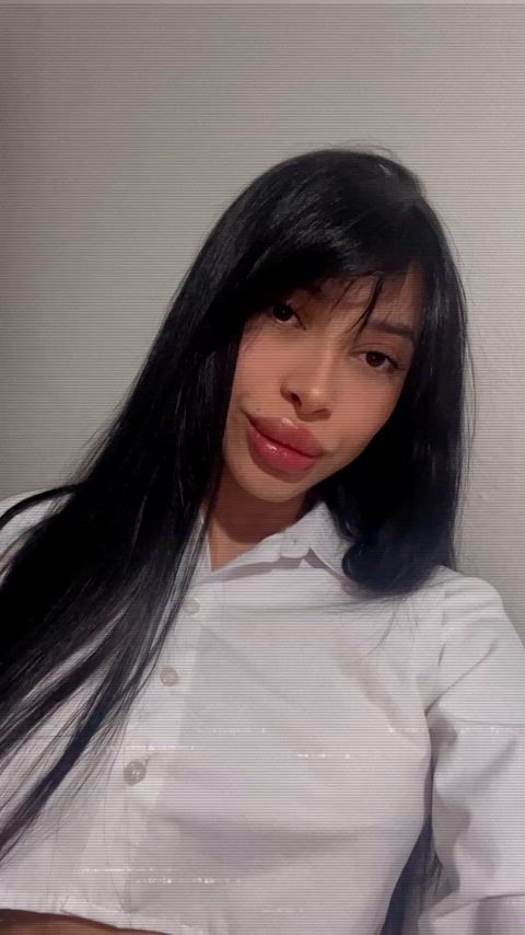 big brunette latina lips latinas clip