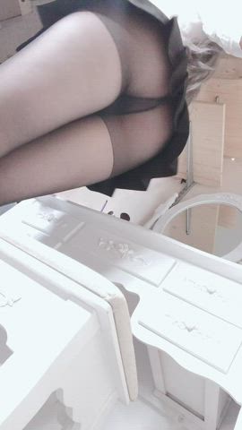 Cute Pantyhose Skinny Softcore Upskirt clip