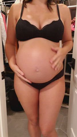 35 weeks pregnant 🔥🥰
