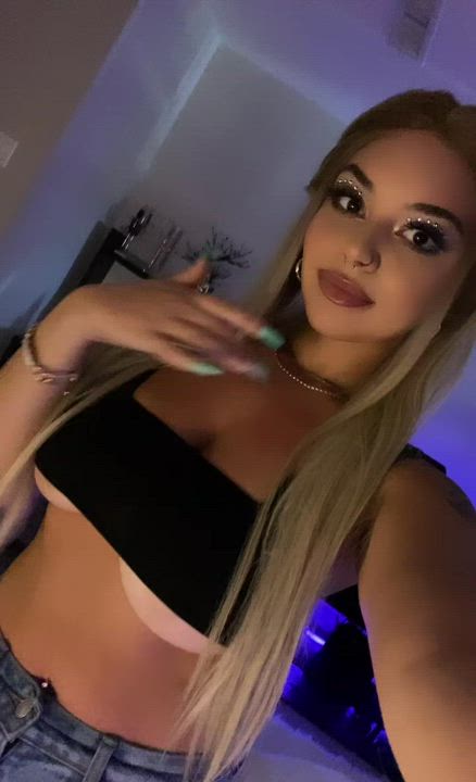 cute little titty drop for you ?