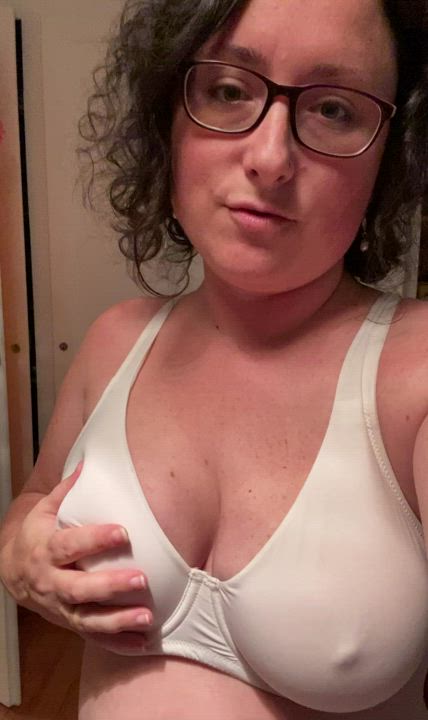 Can I show you my fuckable milf body