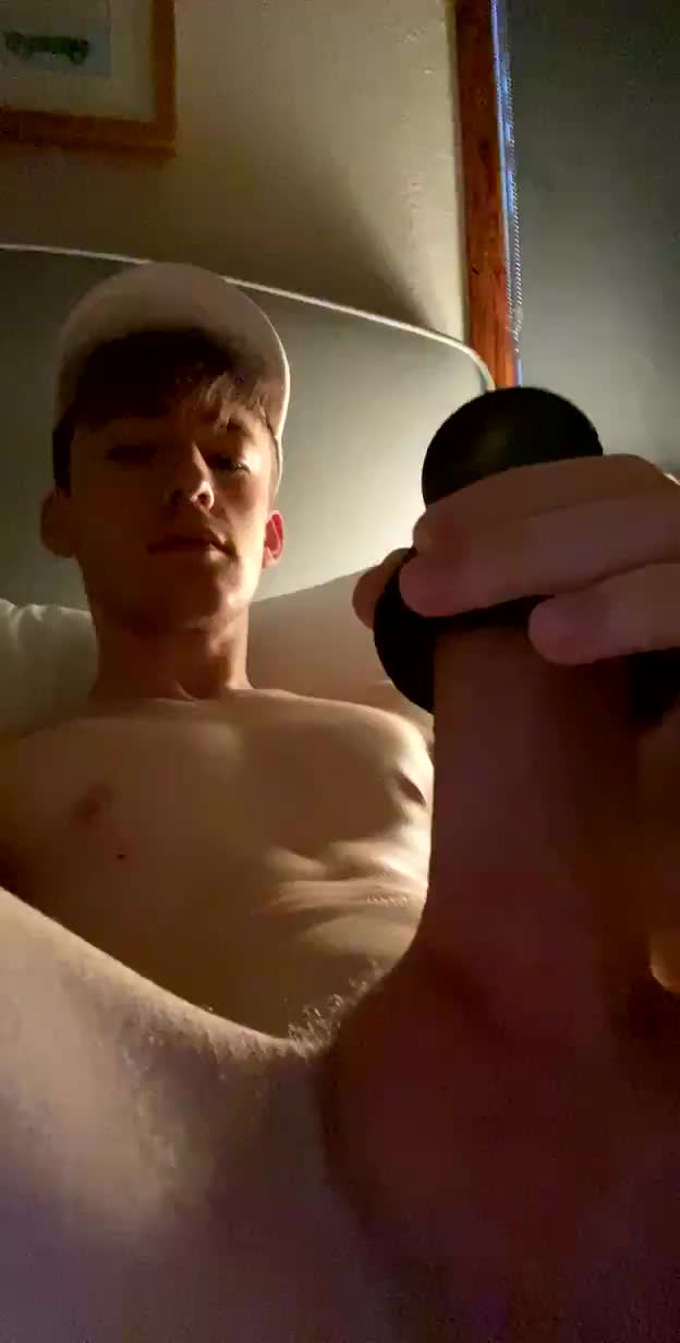 tomab ?‍♂️✨59k✨ - I almost ripped the fleshlight cause my dick is so thick.