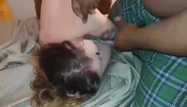 Getting cum on her face during doggystyle