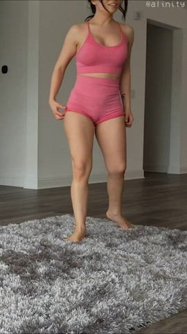 ass big ass booty cleavage latina thighs yoga pants clip