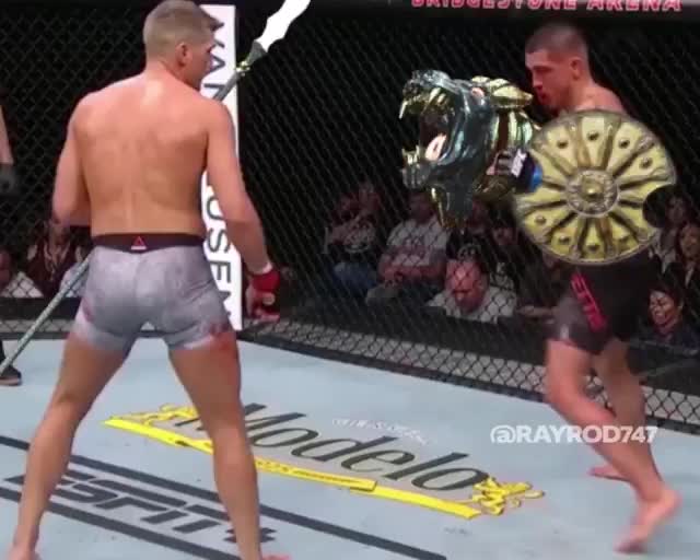 In honor of UFC241, here’s @showtimepettis wielding the Gauntlets. The Extended